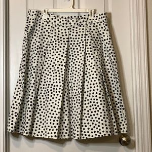 Aline Skirt White w Black polka dots